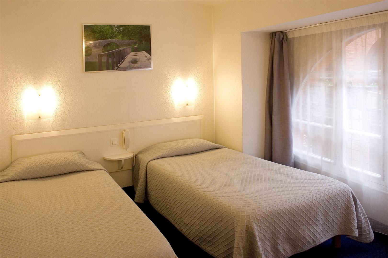 Hotel Ours Blanc - Centre Toulouse Buitenkant foto