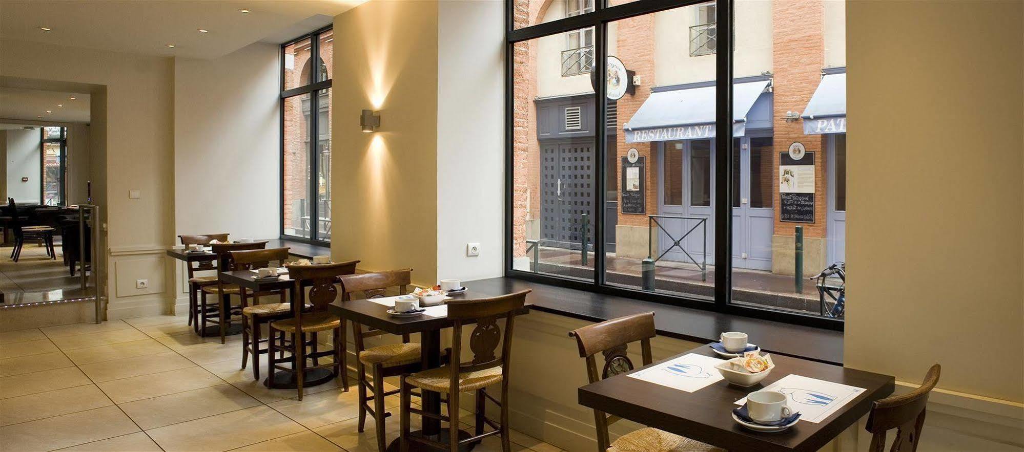 Hotel Ours Blanc - Centre Toulouse Buitenkant foto